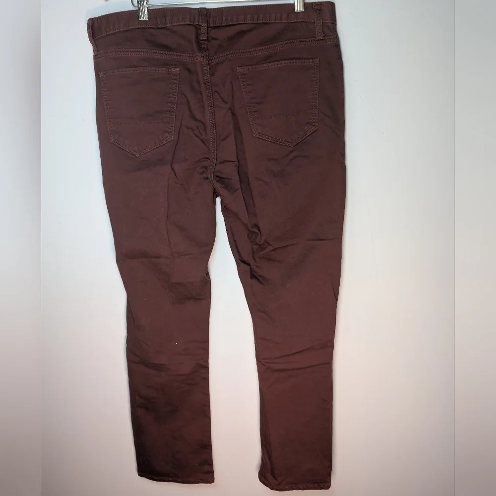 Banana Republic 36x32 Slim Fit Burgundy Red Men's Travel Jean Pant